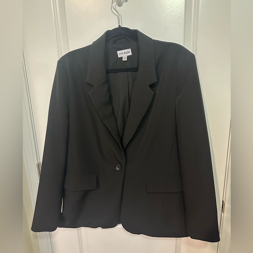Steve Madden Black Blazer
